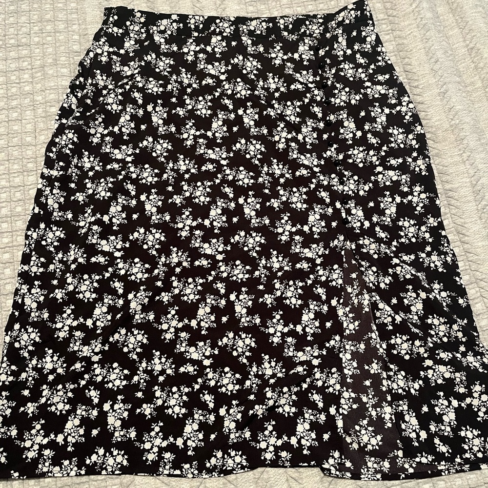 SHEIN black floral midi skirt with slit and button detail